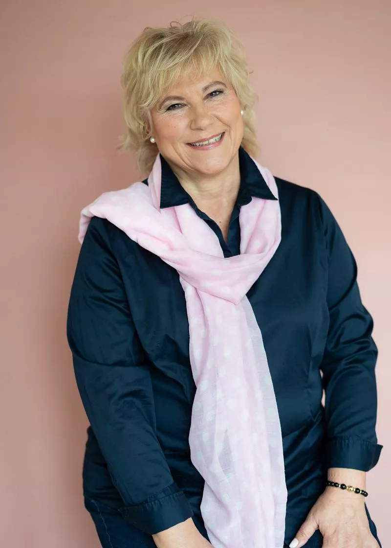 Portrait von Elvira Bigl, Versicherungsmaklerin und Ruhestandsberaterin